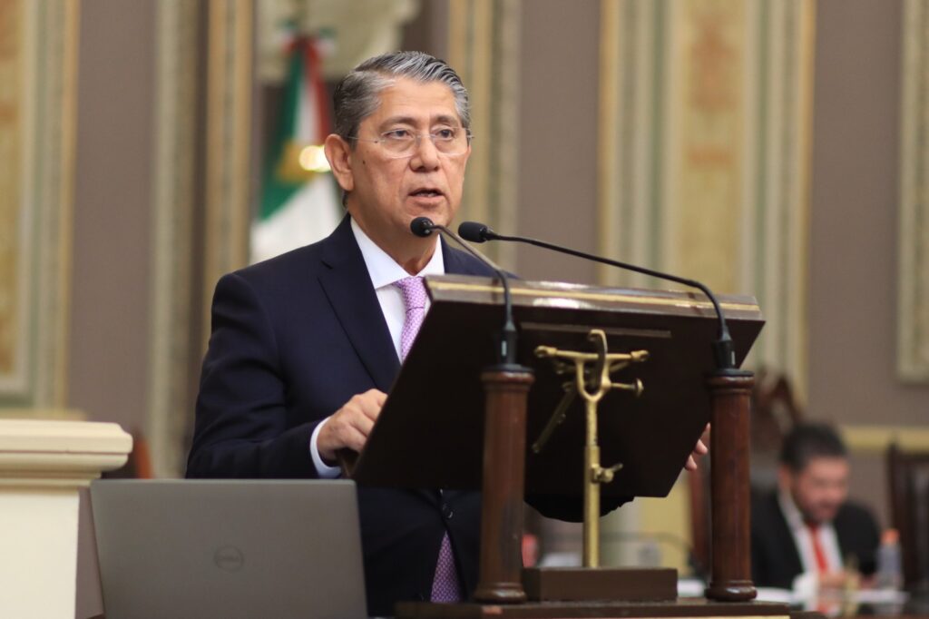 Titular de la Fiscalía General del Estado comparece ante el Pleno de la LXI Legislatura