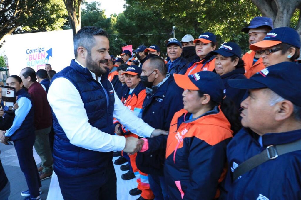 Avanza recuperación de parques y áreas verdes en Puebla capital