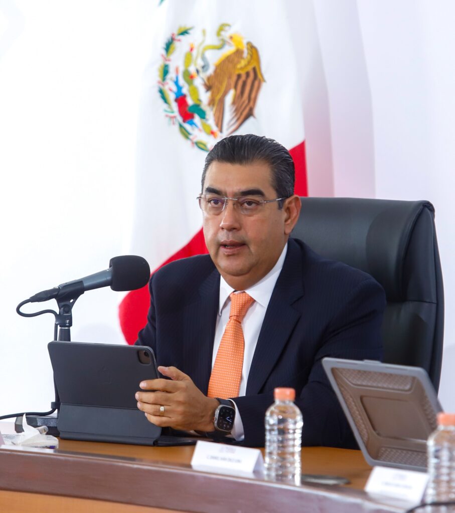 Video desde Puebla: Sergio Salomón condena violencia y garantiza respeto a la libertad de manifestación