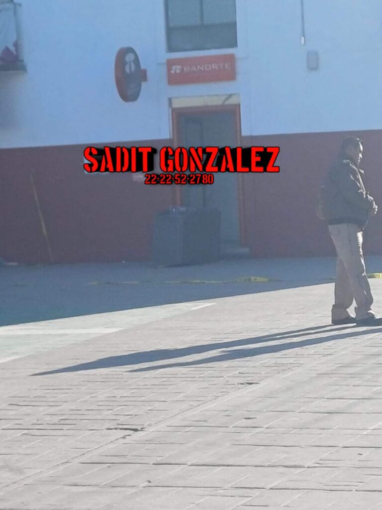 Saquean cajeros en pleno centro de Amozoc