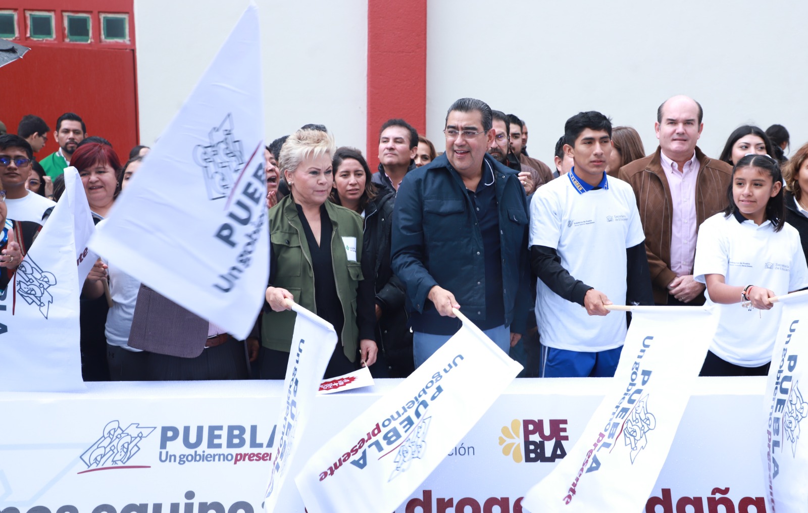 Desde Tehuacán, Sergio Salomón inició campaña contra el consumo de drogas