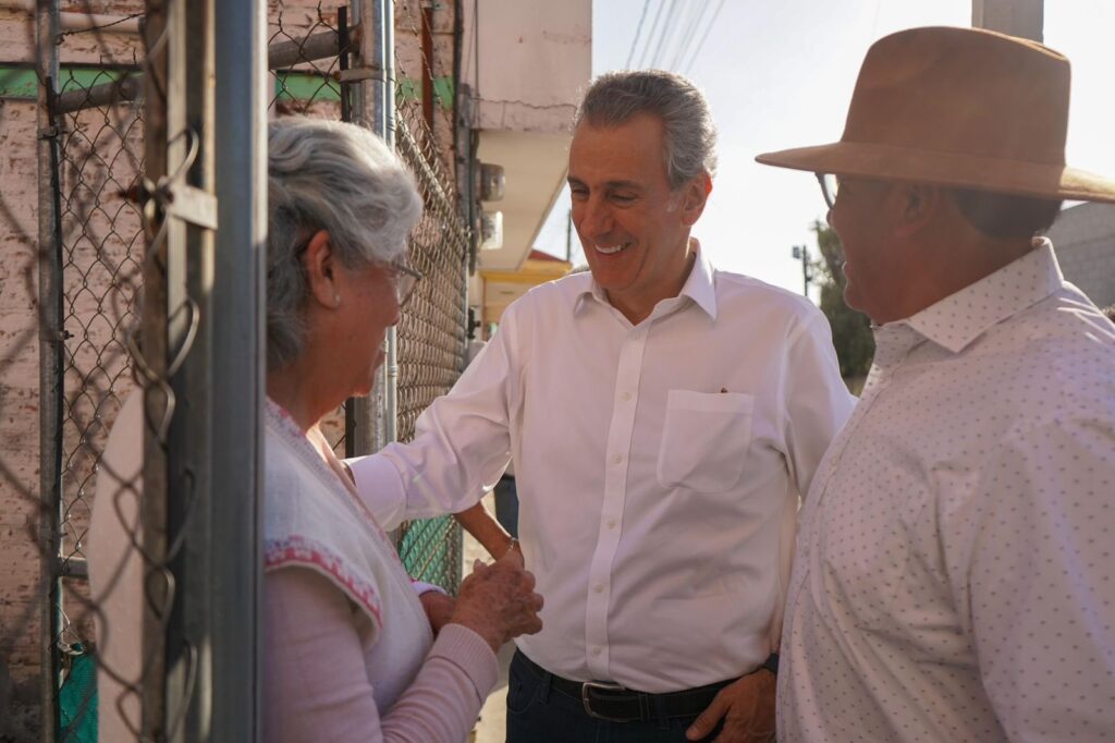 Pepe Chedraui ofrece espacios en el ayuntamiento para los demás ex aspirantes