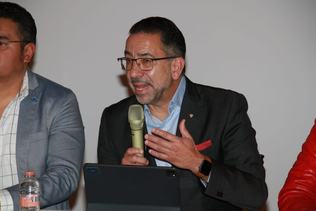 “Mario (Riestra) no es tan buey para traerme a su campaña si no sumo”: Javier Lozano