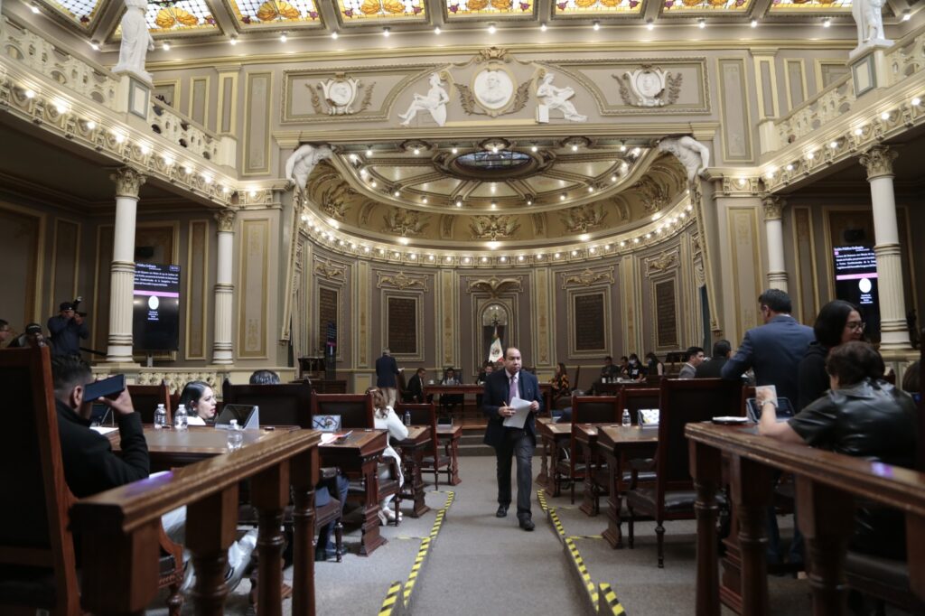 Promueven en el Congreso del Estado iniciativa para establecer la figura de diputado migrante