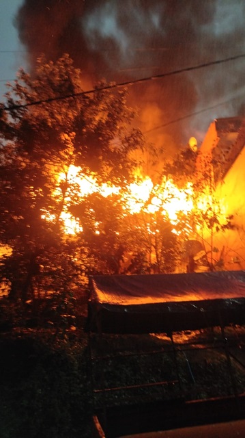 Se quema casa habitación en Huauchinango