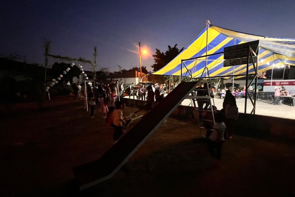 Continúa Ariadna Ayala su trabajo por el bienestar de las familias en Atlixco