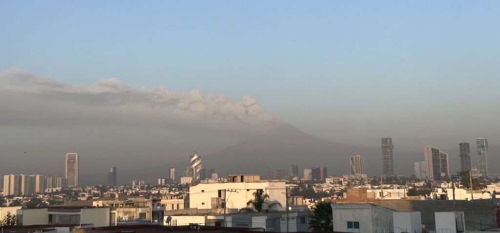 Calidad del aire en Puebla no es satisfactoria: Sergio Salomón 