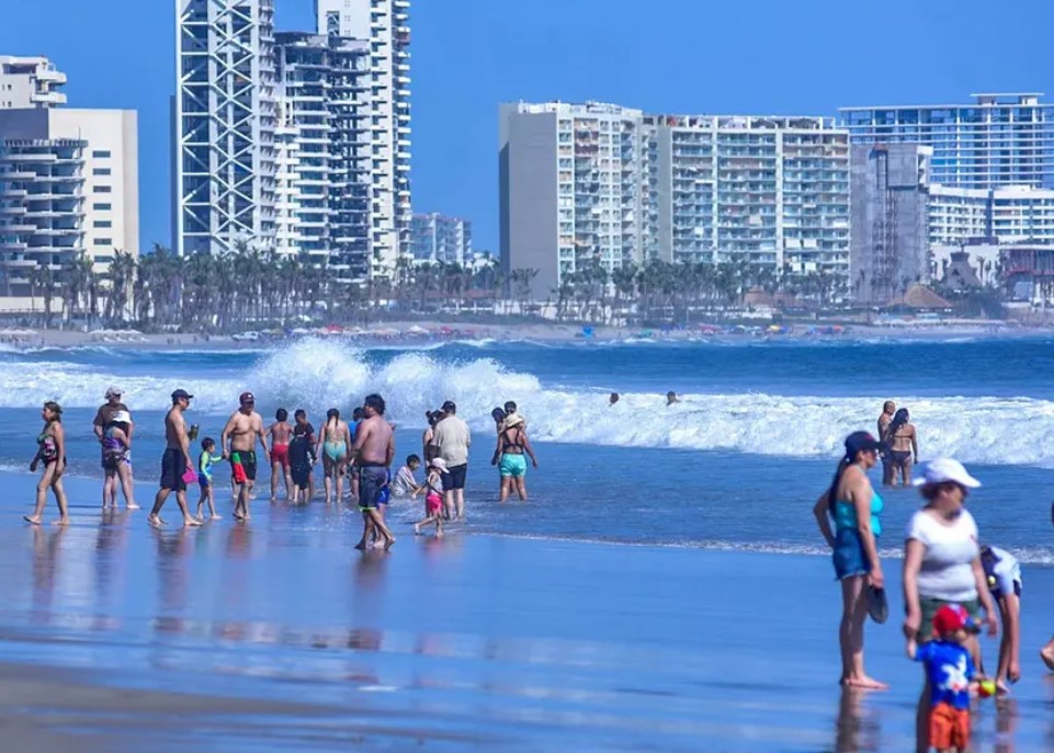 Más de 90 mil personas visitan Acapulco en vacaciones de Semana Santa