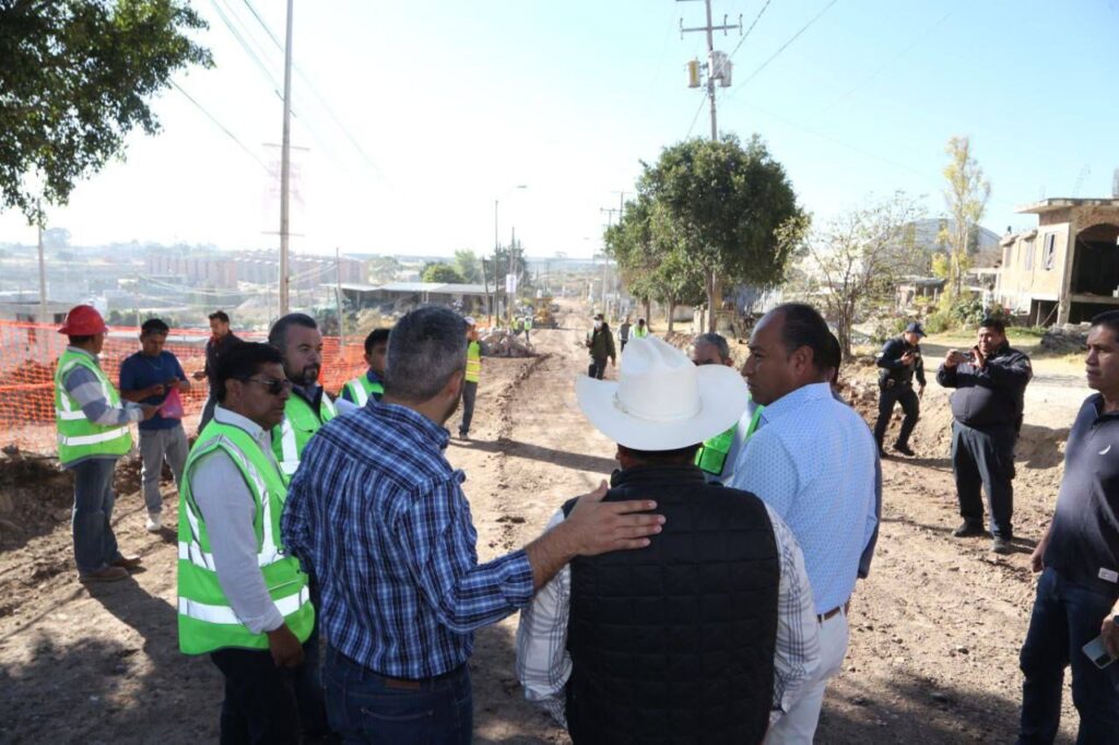 Calle Constitución sigue cerrada en Sto Tomás Chautla