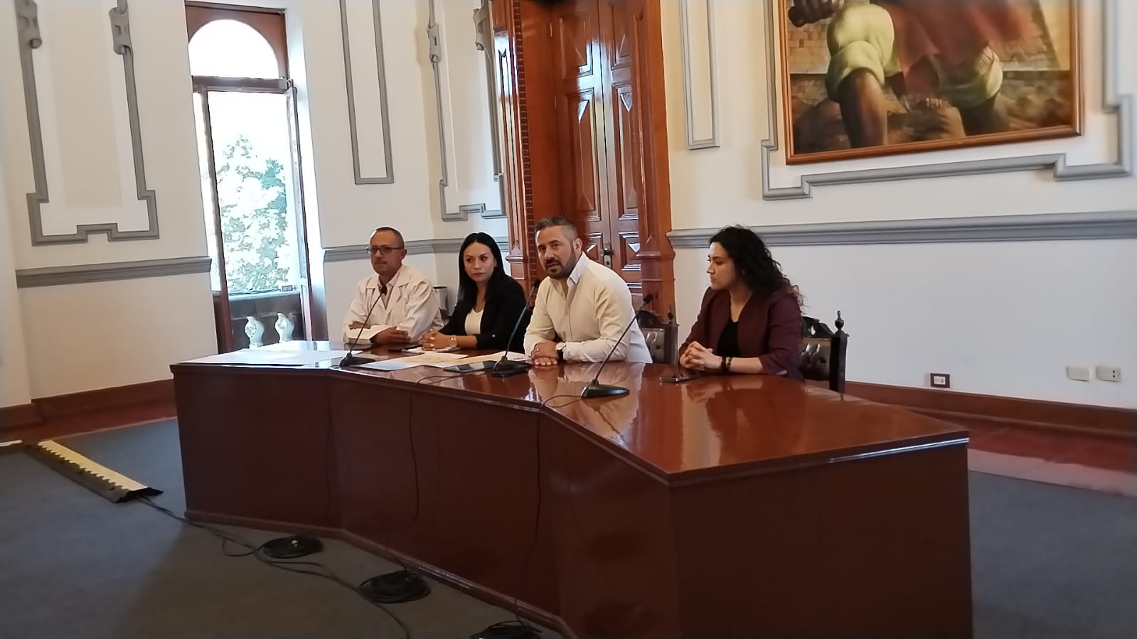 Video desde Puebla: Regidores morenistas lucran políticamente con el 8M, acusó Adán Domínguez