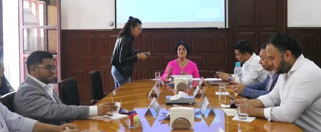Regidores dejan plantado a Felipe Velázquez, secretario de Desarrollo Urbano