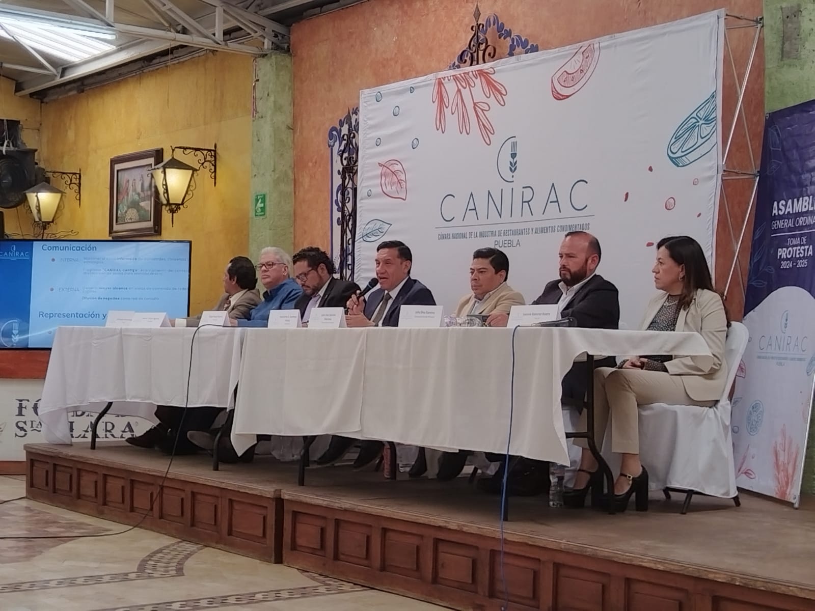 Videocámaras de afiliados a Canirac serán conectadas al C-5: Carlos Azomoza