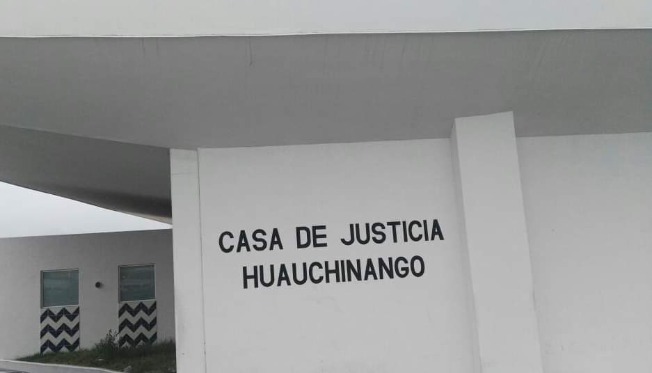 Nueva “hazaña” en Casa de Justicia Huauchinango: Burócratas de la FGE le niegan a padre de familia el derecho de poner una denuncia