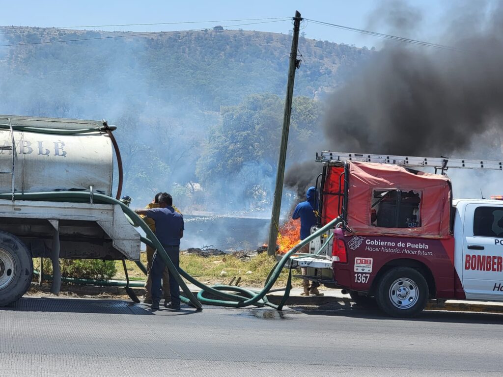 ¡Primavera caliente! siguen los incendios; ahora fue en Amozoc