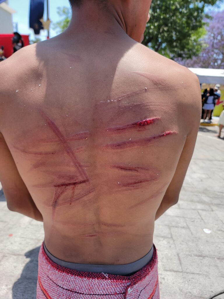 Semana mayor en Amozoc: ¡flagelación real !