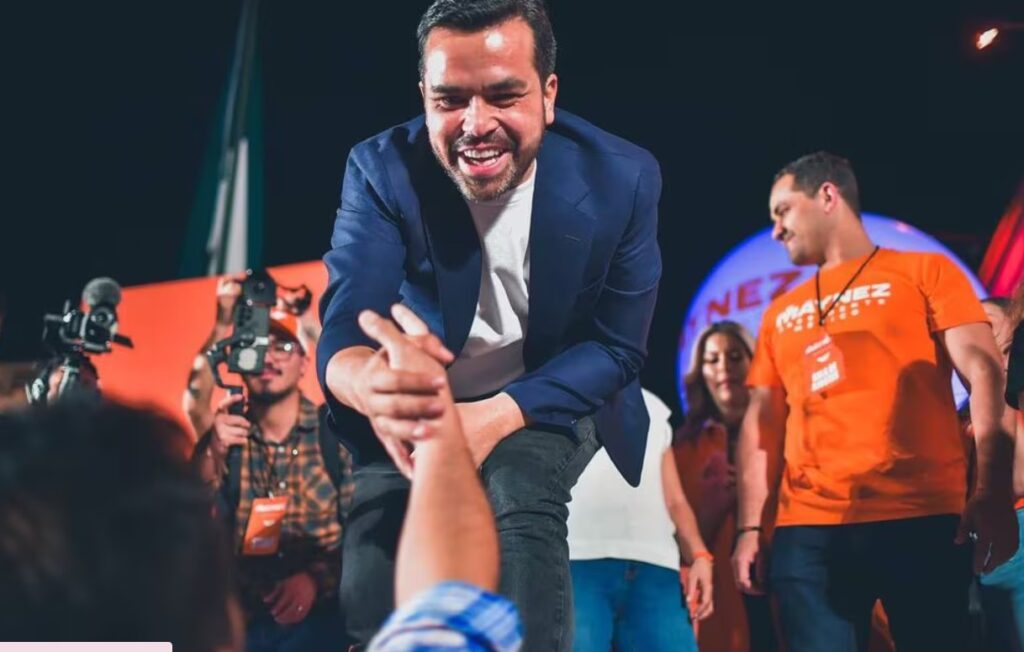 Álvarez Máynez defiende al Ejército en un inicio de campaña desangelado