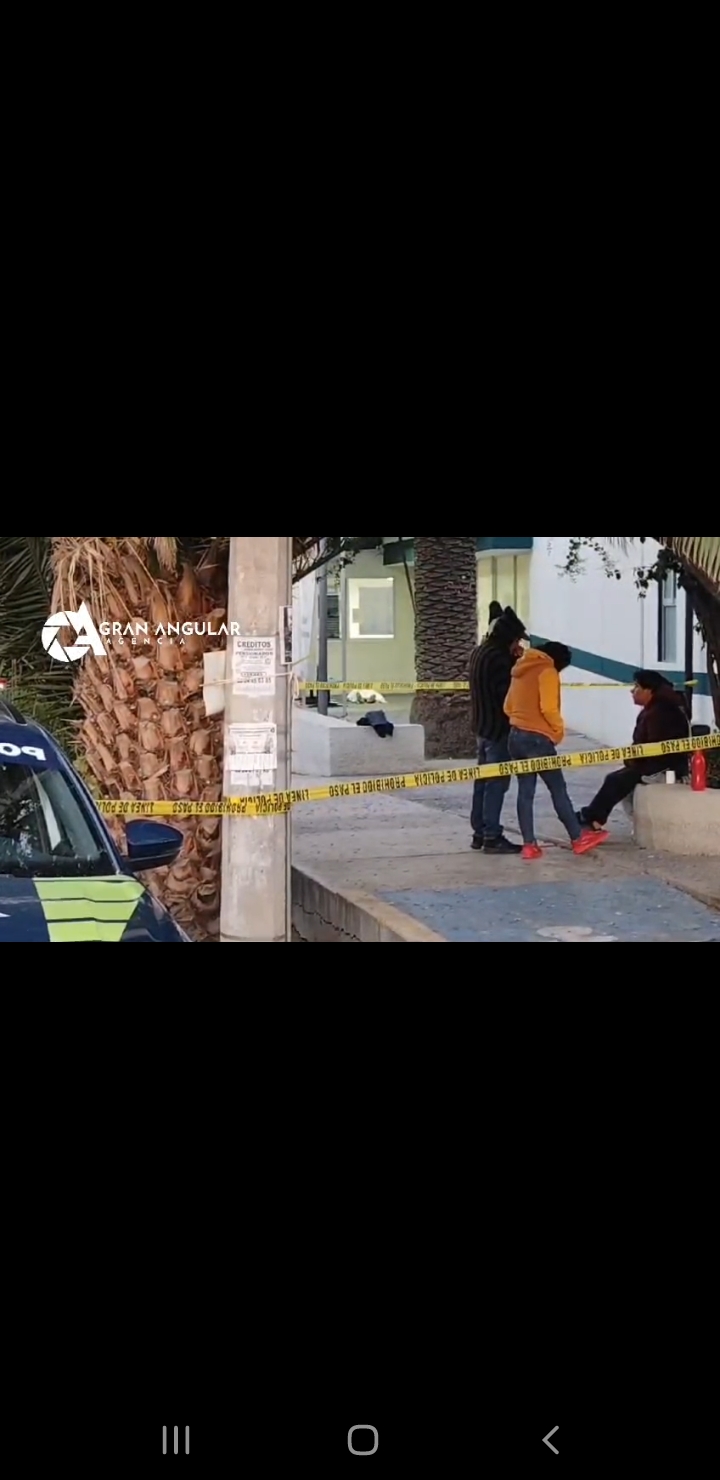 Video desde Puebla: Falleció a las puertas de la unidad médico familiar IMSS 8