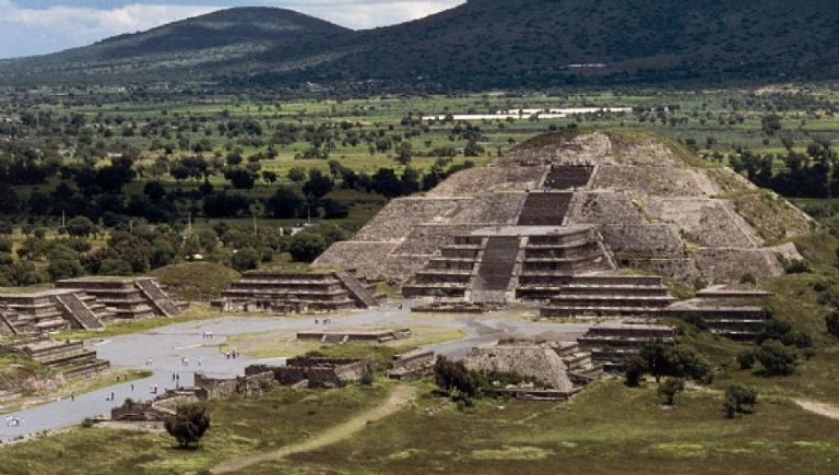 Equinoccio de primavera 2024: acuden a las Pirámides de Teotihuacán para recargar energías