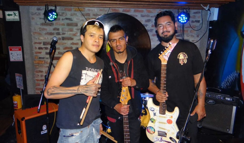 JxGxB presenta su primer álbum, ‘Veloz y Podrido’