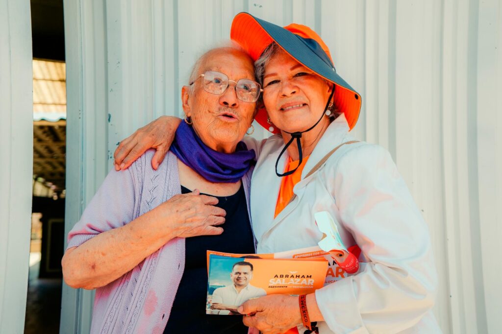 Llega la fuerza naranja a la colonia Domingo Arenas