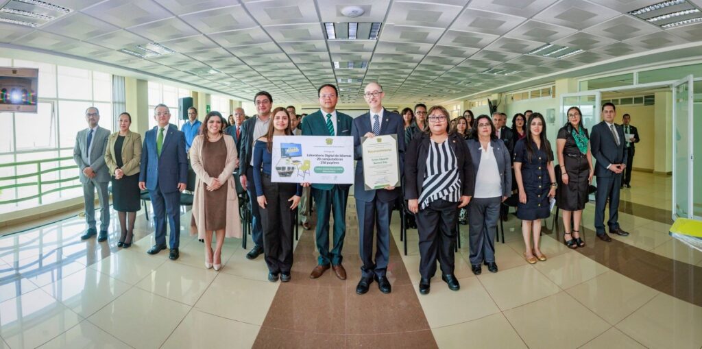 Destaca Carlos Barrera aportes de UAEMéx Atlacomulco