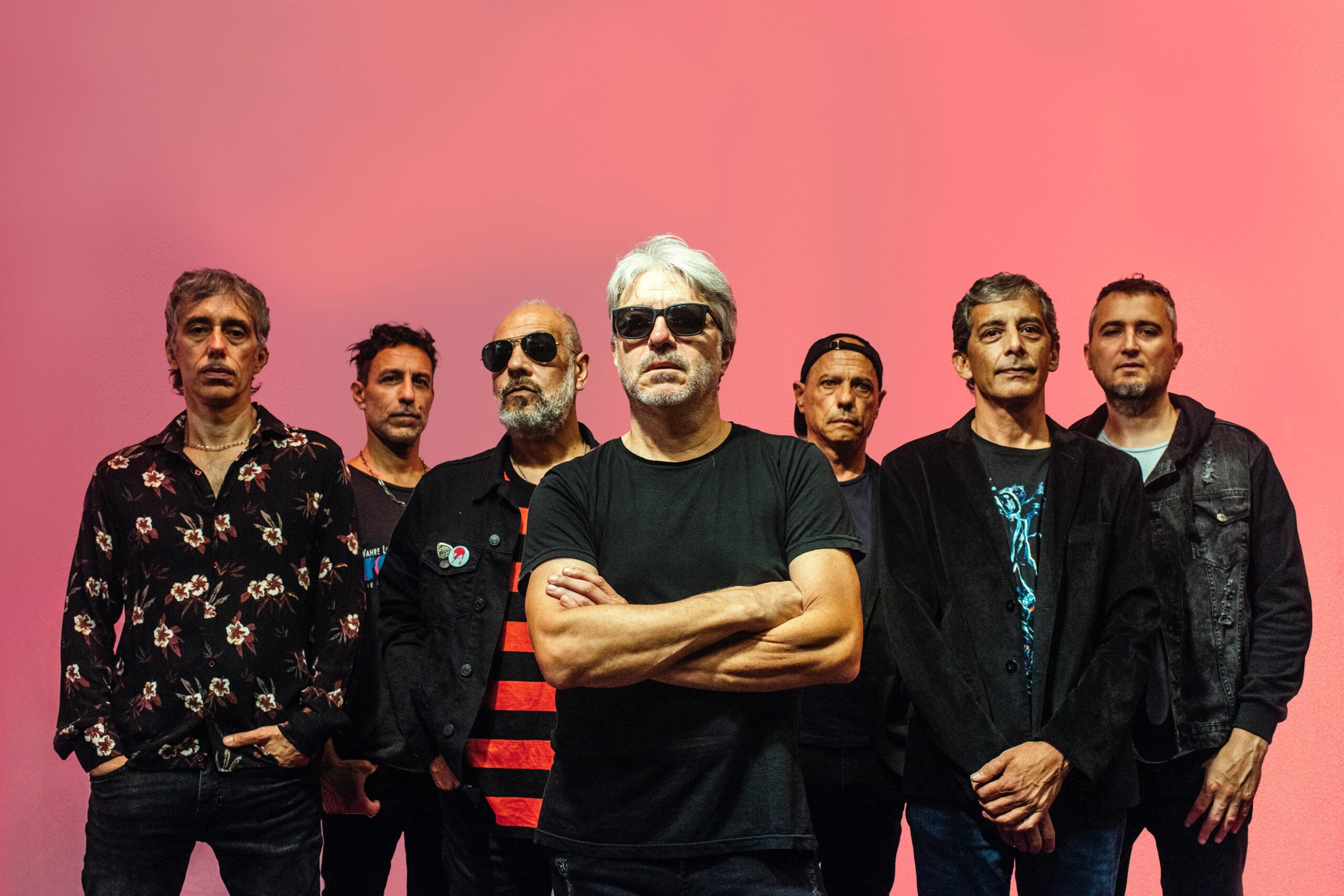 La banda argentina de rock alternativo Estelares regresa a México