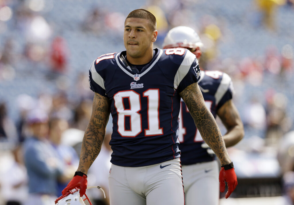 De JUGADOR PROFESIONAL a ASESINO – Aaron Hernandez