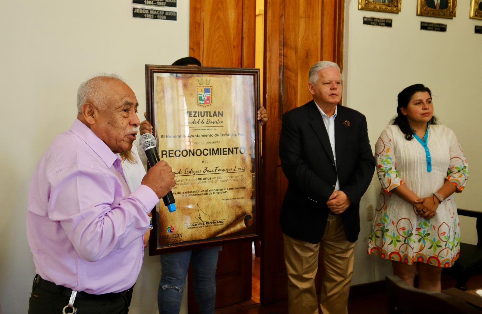 Gobierno de Carlos Peredo reconoce trayectoria del Internado Indígena “Juan Francisco lucas”.