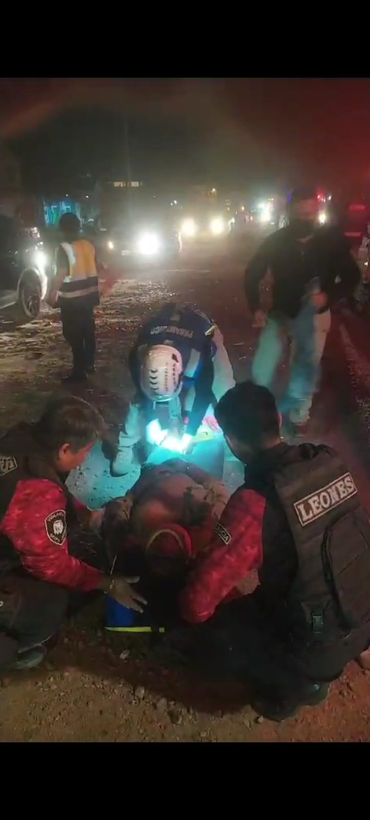 Grave, motociclista al estamparse contra camioneta en Tepanco de López