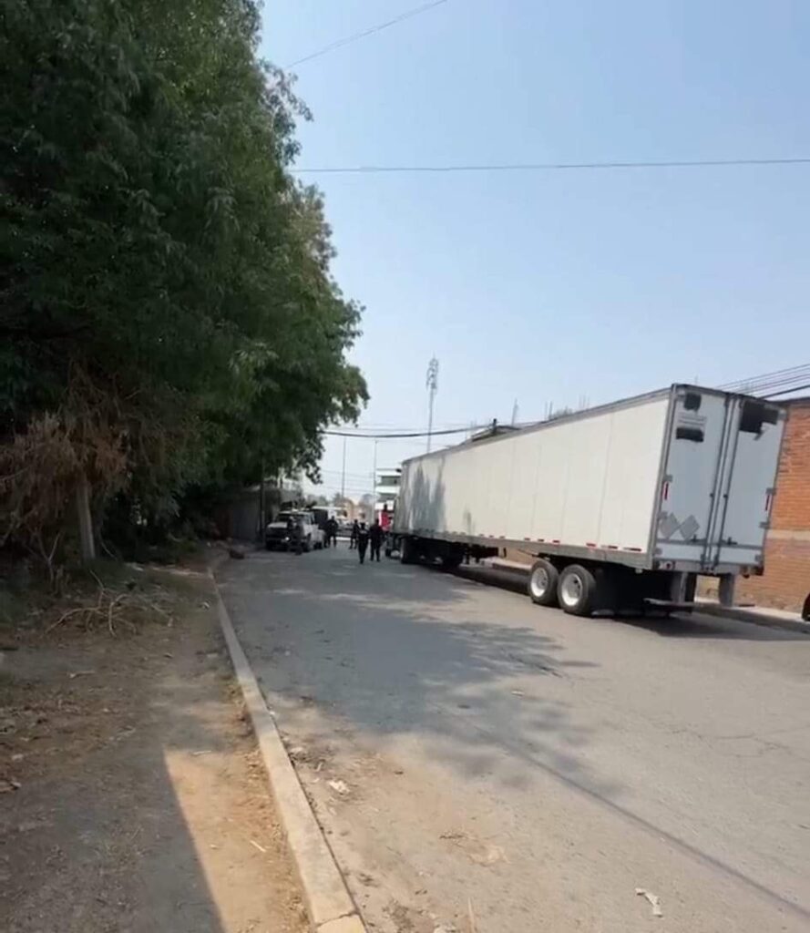 Detienen a 2 presuntos delincuentes en Cuautlancingo