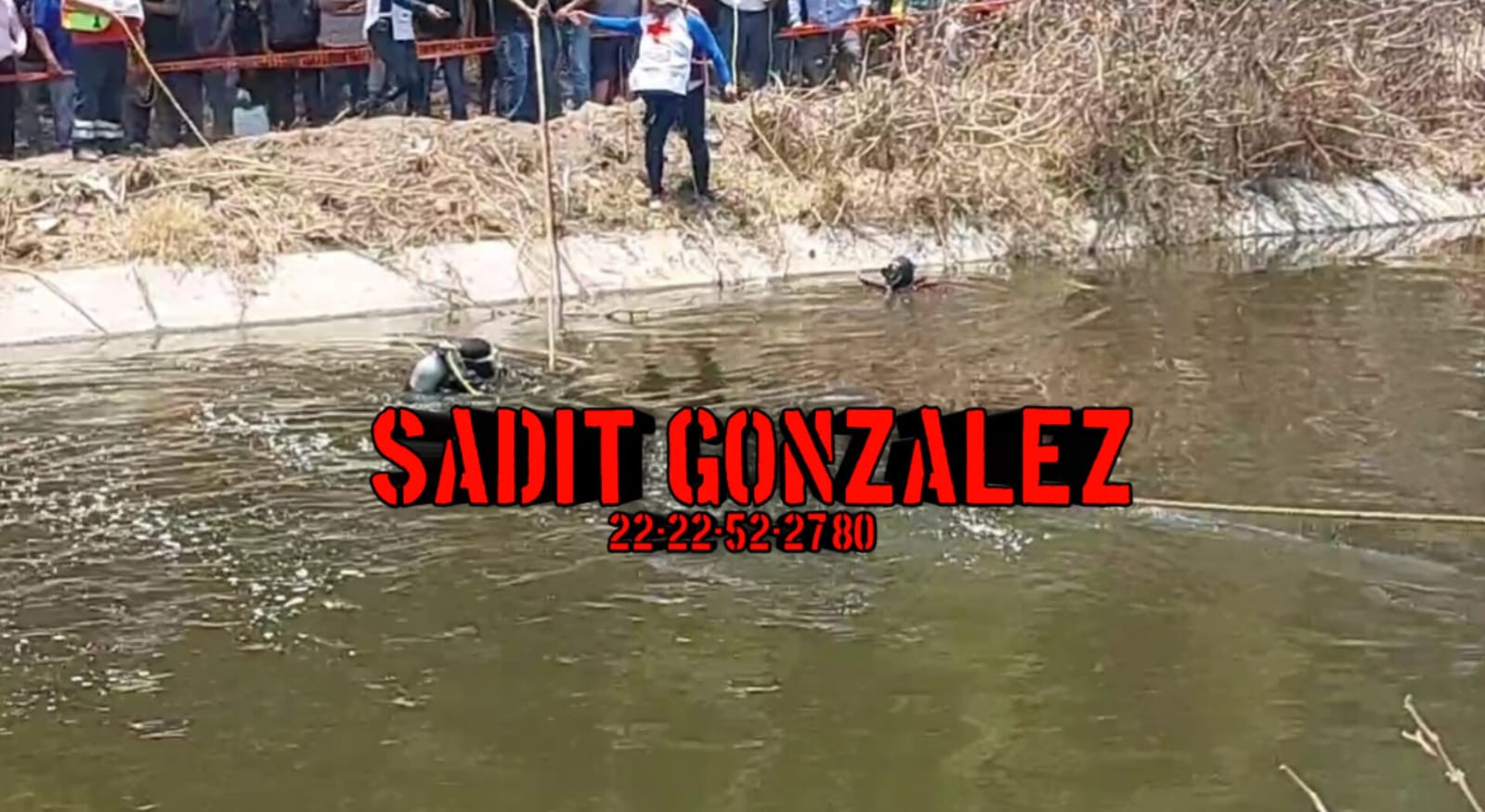 En Yehualtepec, 4 personas habrían caído al canal de aguas negras de Valsequillo