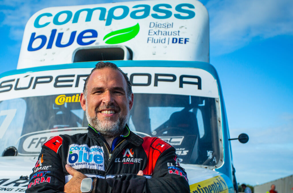 “El Árabe” Juan Cantú by Compass Blue, tendrá en casa el primer compromiso de los Tractocamiones 2024