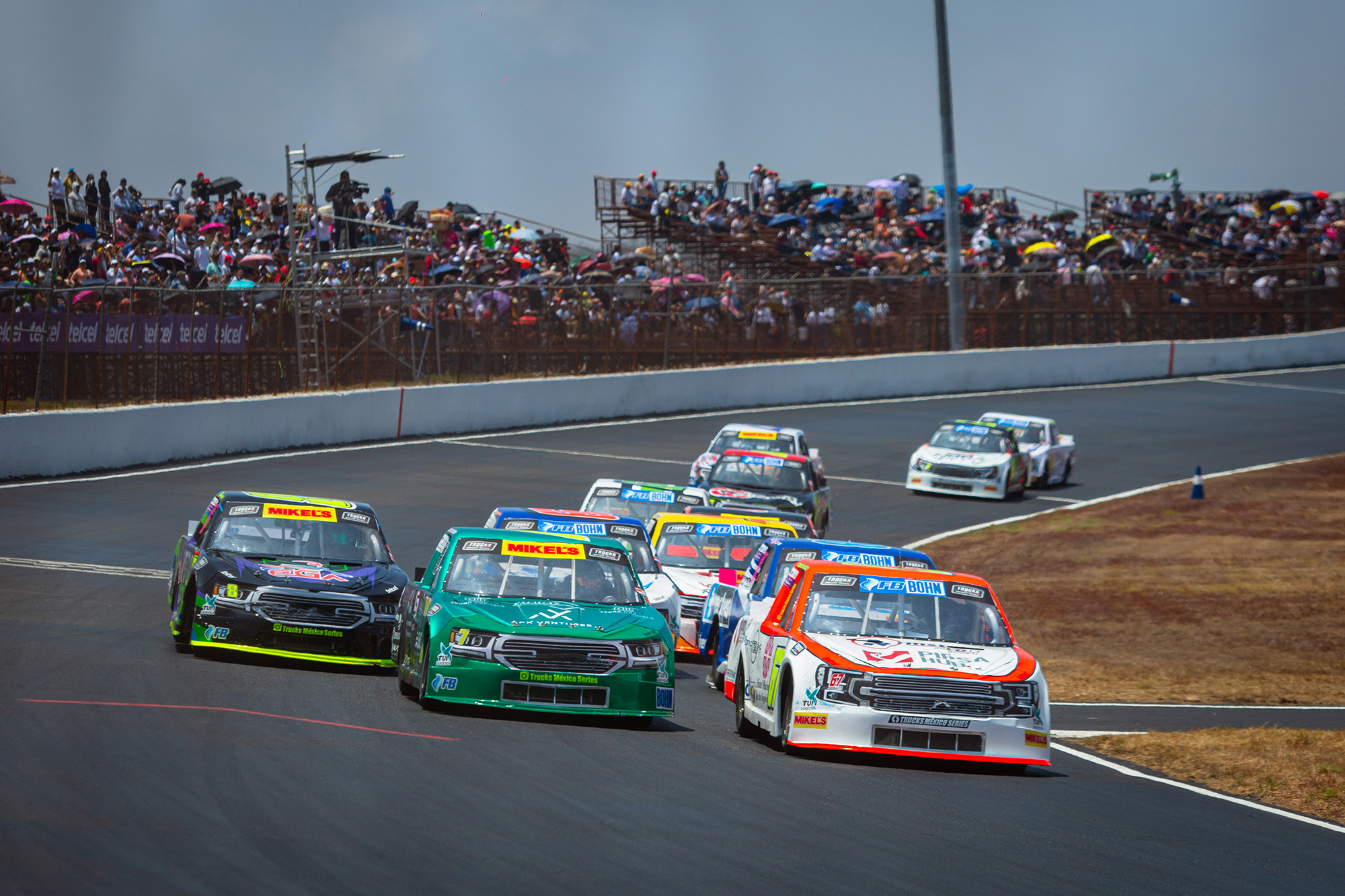 Trucks México Series, vuelve a Chihuahua para disputar carrera nocturna en el Dorado Speedway