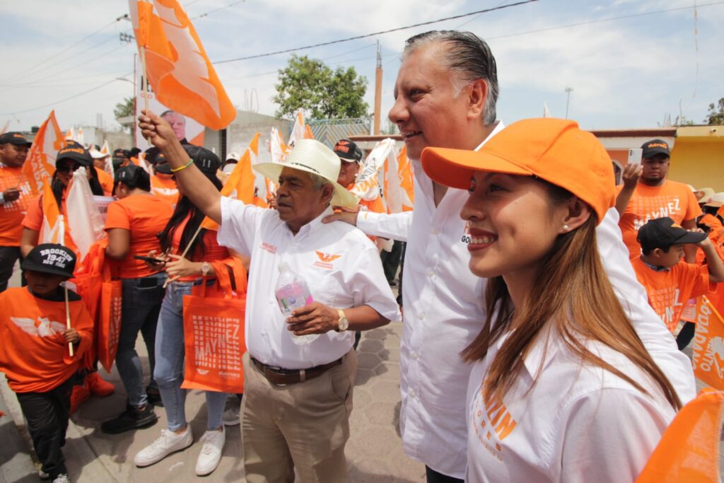 Tecali y Cuauhtinchan reciben a Fer Morales