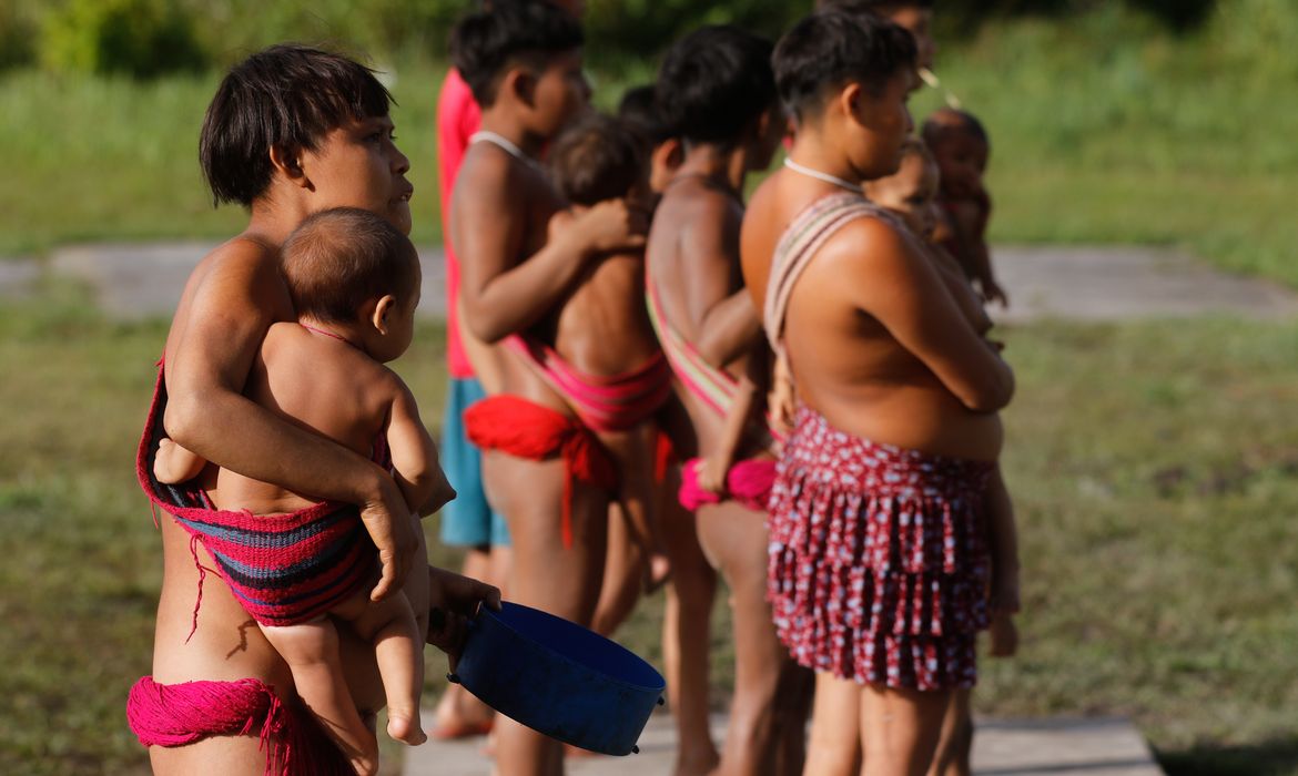 La mortalidad de niños indígenas es más del doble de los no indígenas