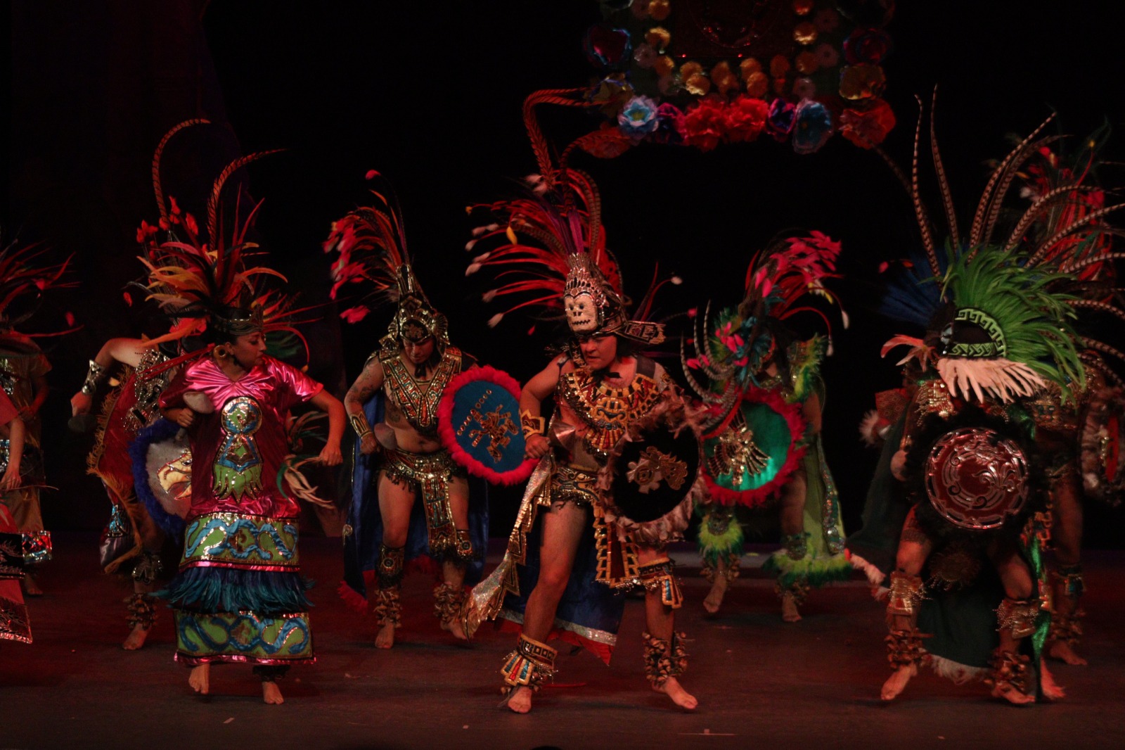 Noche de danza y celebración por aniversario del Ballet Folclórico Xochiquetzal