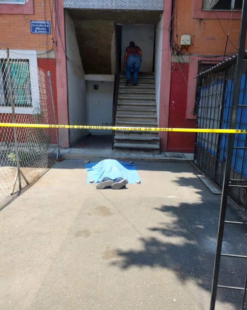 Cayó desde el 3er piso en la junta auxiliar Romero Vargas
