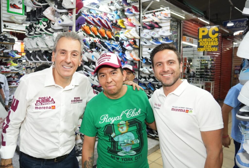 Pepe Chedraui recorrió mercado La Fayuca
