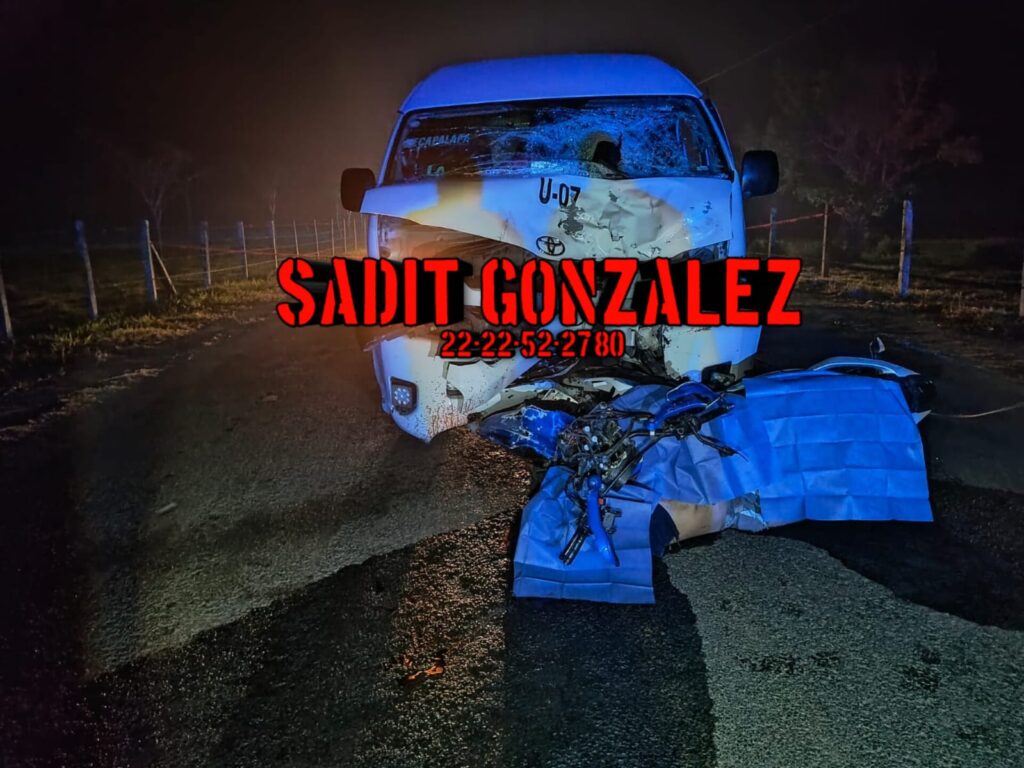 Fuerte accidente cobra la vida de motociclista en Francisco Z. Mena