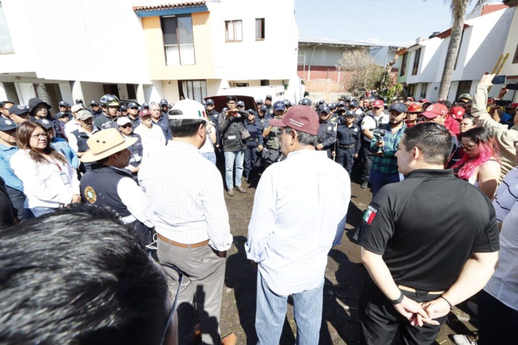 Video desde Puebla: Sergio Salomón acudió a la colonia Francisco I. Madero a supervisar el apoyo a las familias