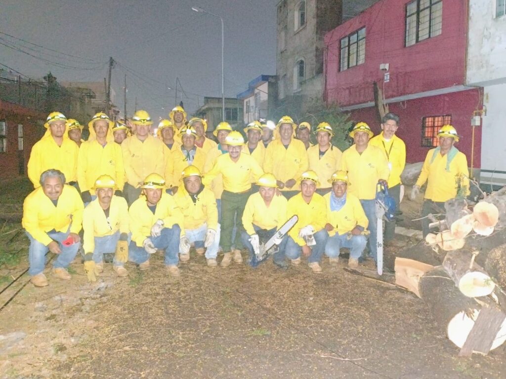 Reconoce Sergio Salomón a los cuerpos de emergencia 