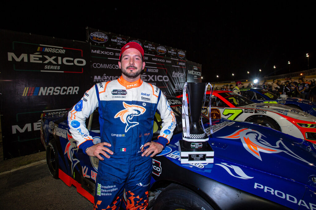 Julio Rejón y el GGG Racing Team, subieron al podio de NASCAR México en Chihuahua