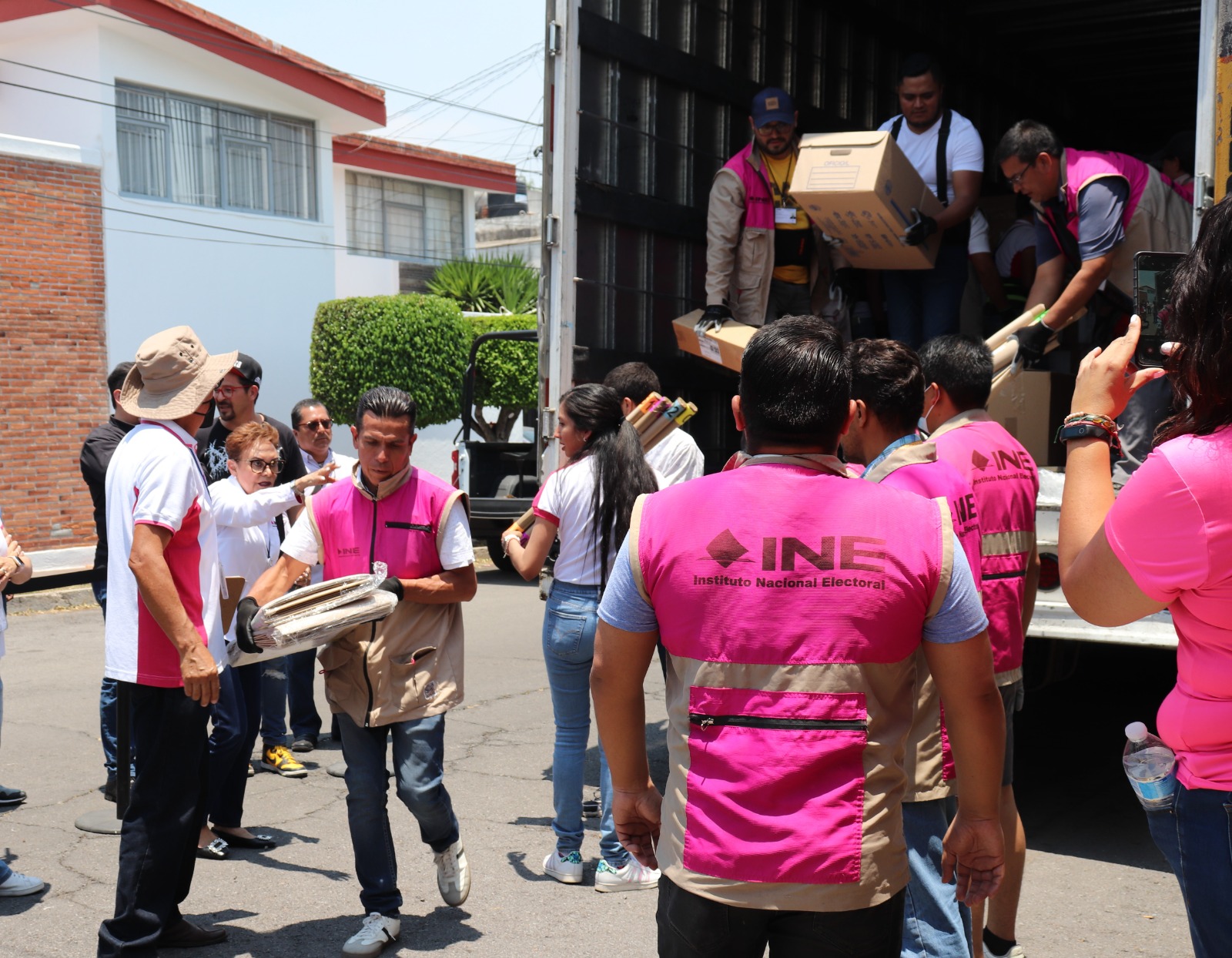 Recibe INE Puebla boletas electorales federales para las elecciones del 2 de junio