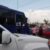 Energúmeno atacó a tubazos a pasajeros y unidad del transporte público