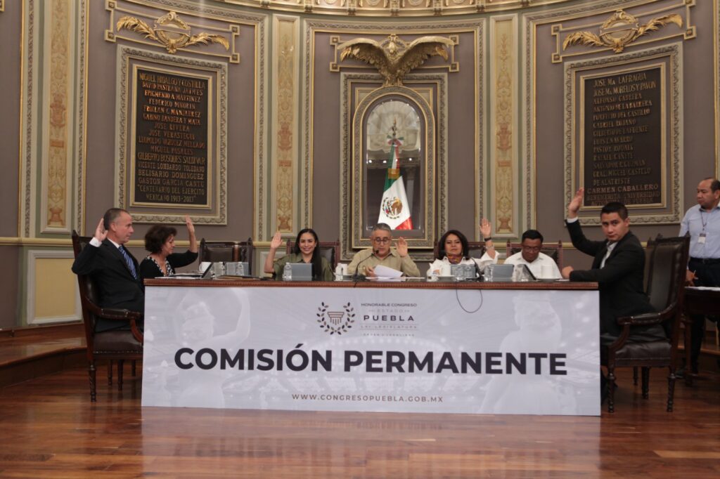 Exhorta Congreso a municipios, simplificar trámites de licencias y permisos a Mipymes