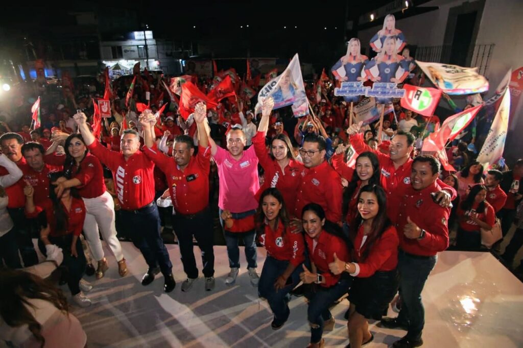 EL 2 de junio Morena se va, los programas sociales se quedan: AMC