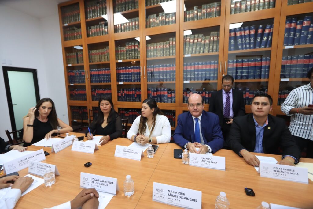 Ayuntamientos deben garantizar respeto a derechos humanos, exhorta Congreso