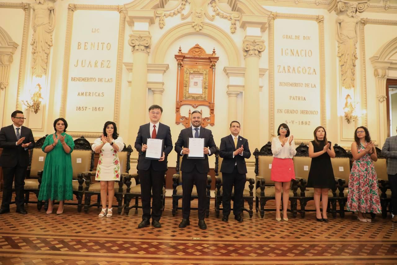 Puebla y Wuxi China firman convenio de colaboración