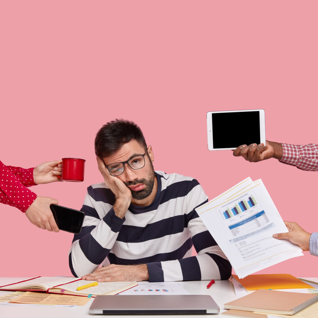 Presentismo laboral: La sombra invisible que frena el crecimiento empresarial