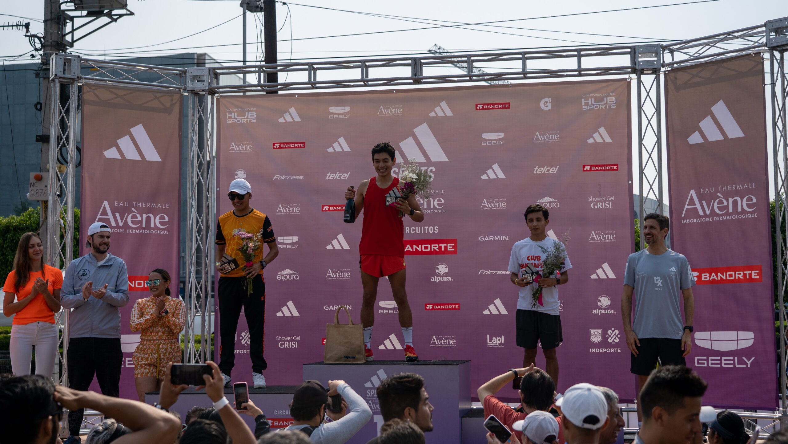 Seis mil orgullosos runners superan con éxito el segundo circuito de los adidas Splits